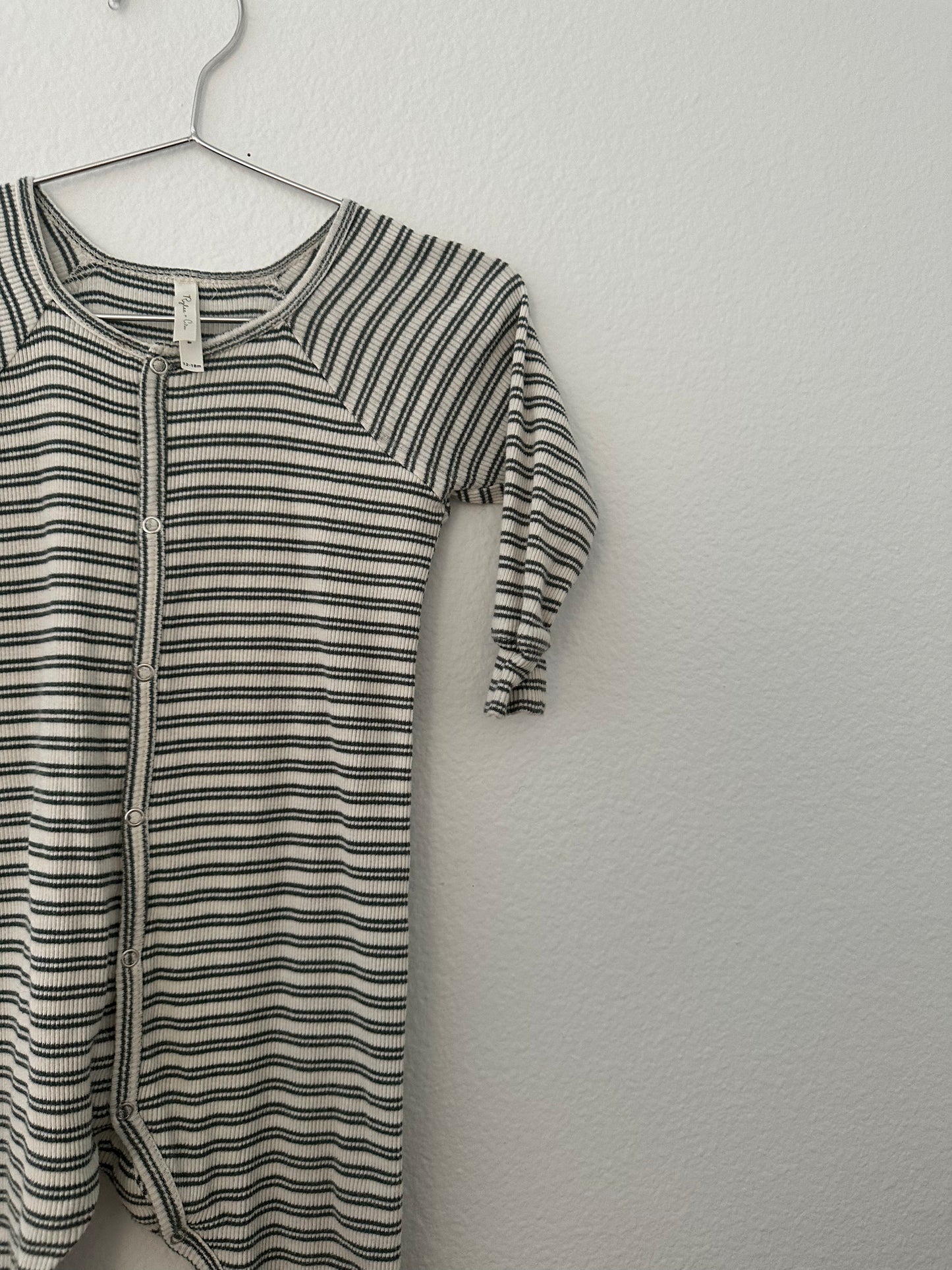 Rylee and Cru striped snap romper ( 12/18)