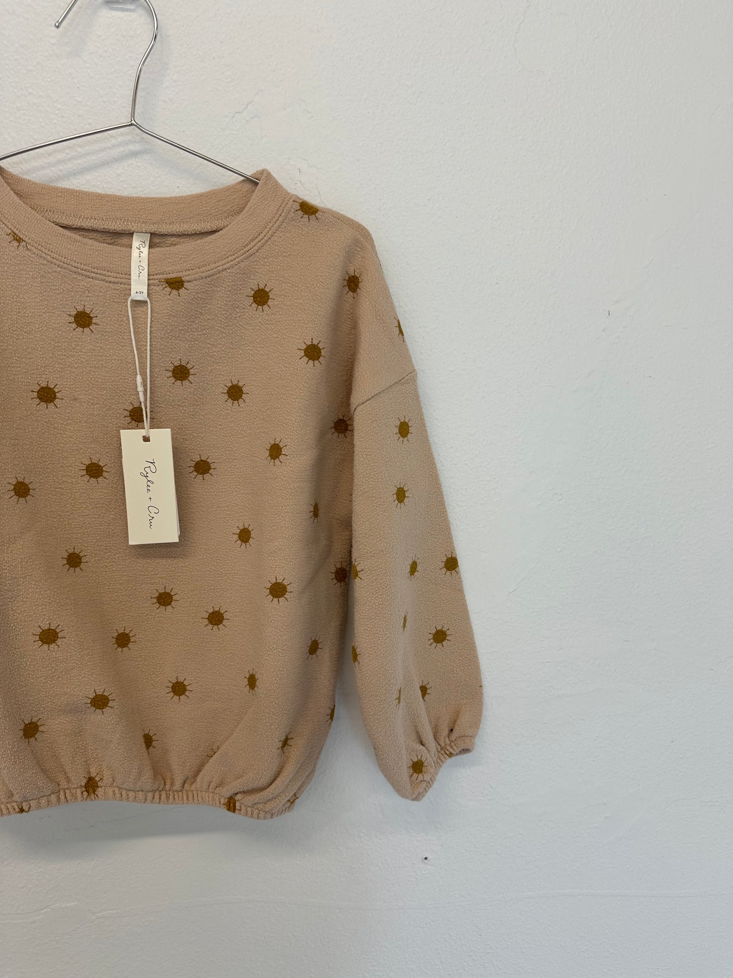 Rylee + Cru suns sweatshirt || 4/5