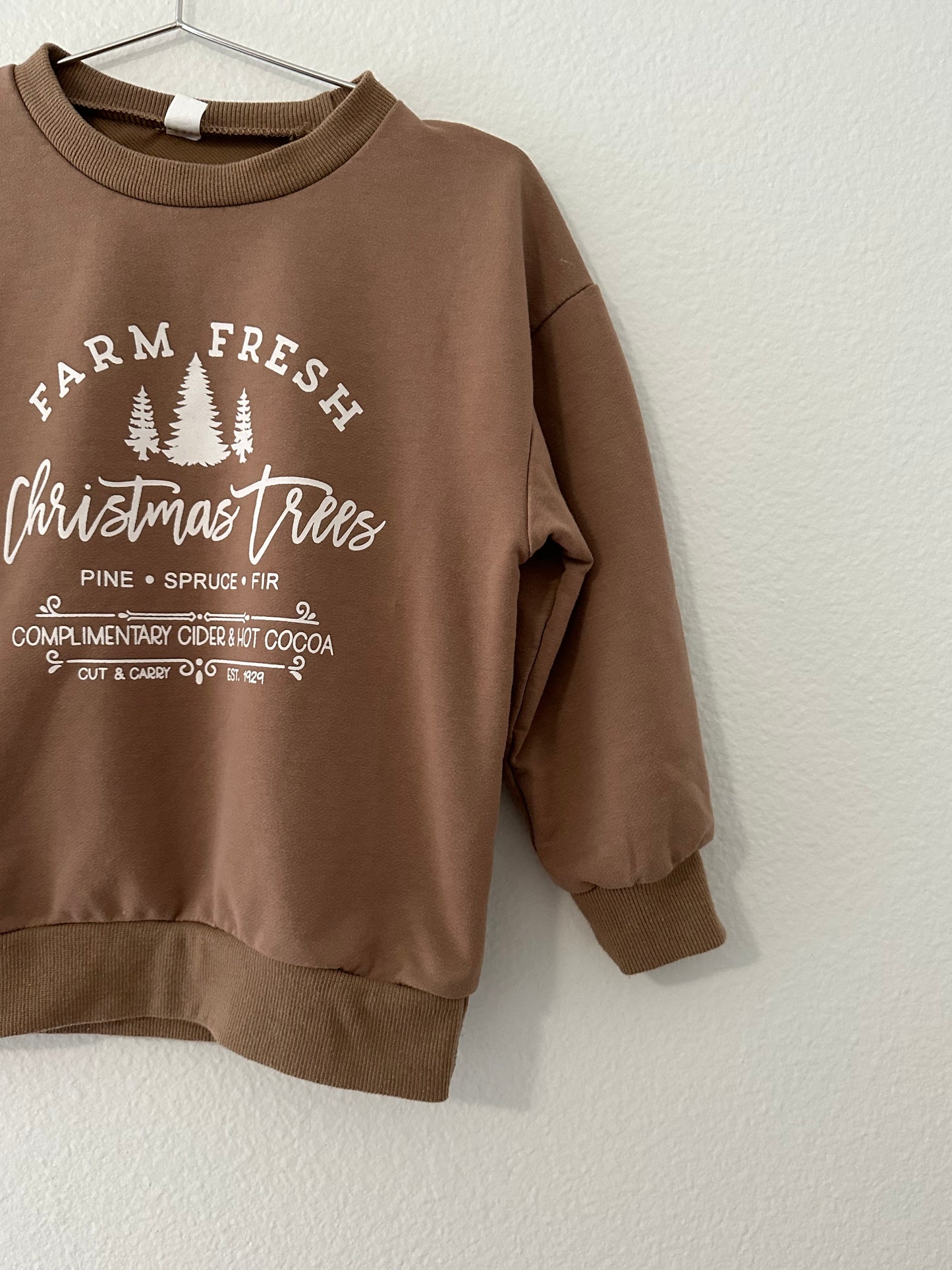 Boutique Christmas pullover (3/4)