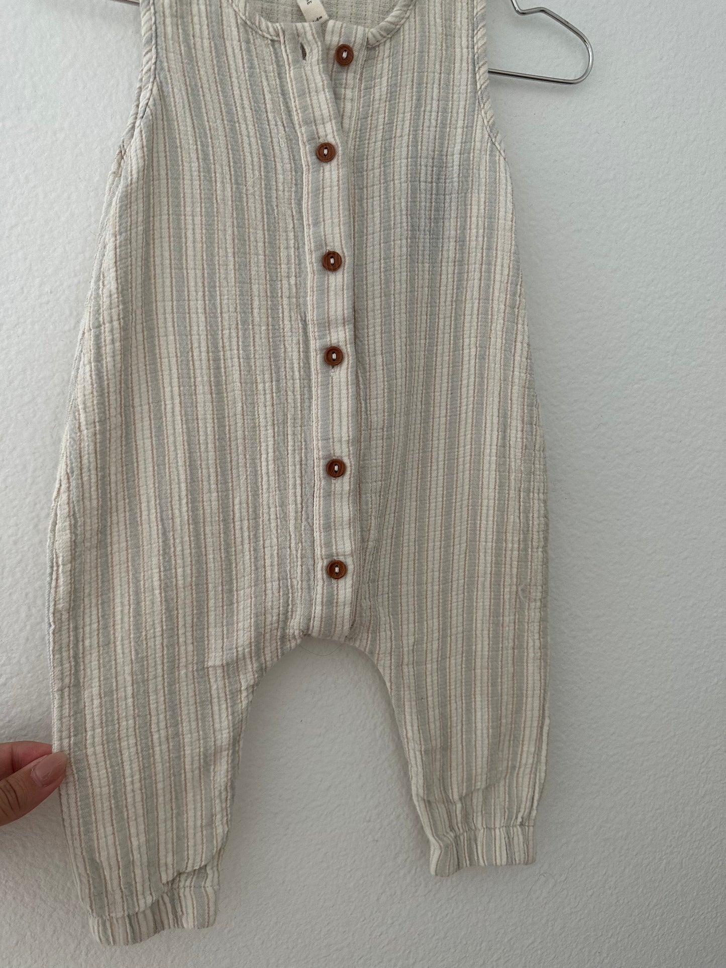 Quincy Mae woven striped romper (3/6)
