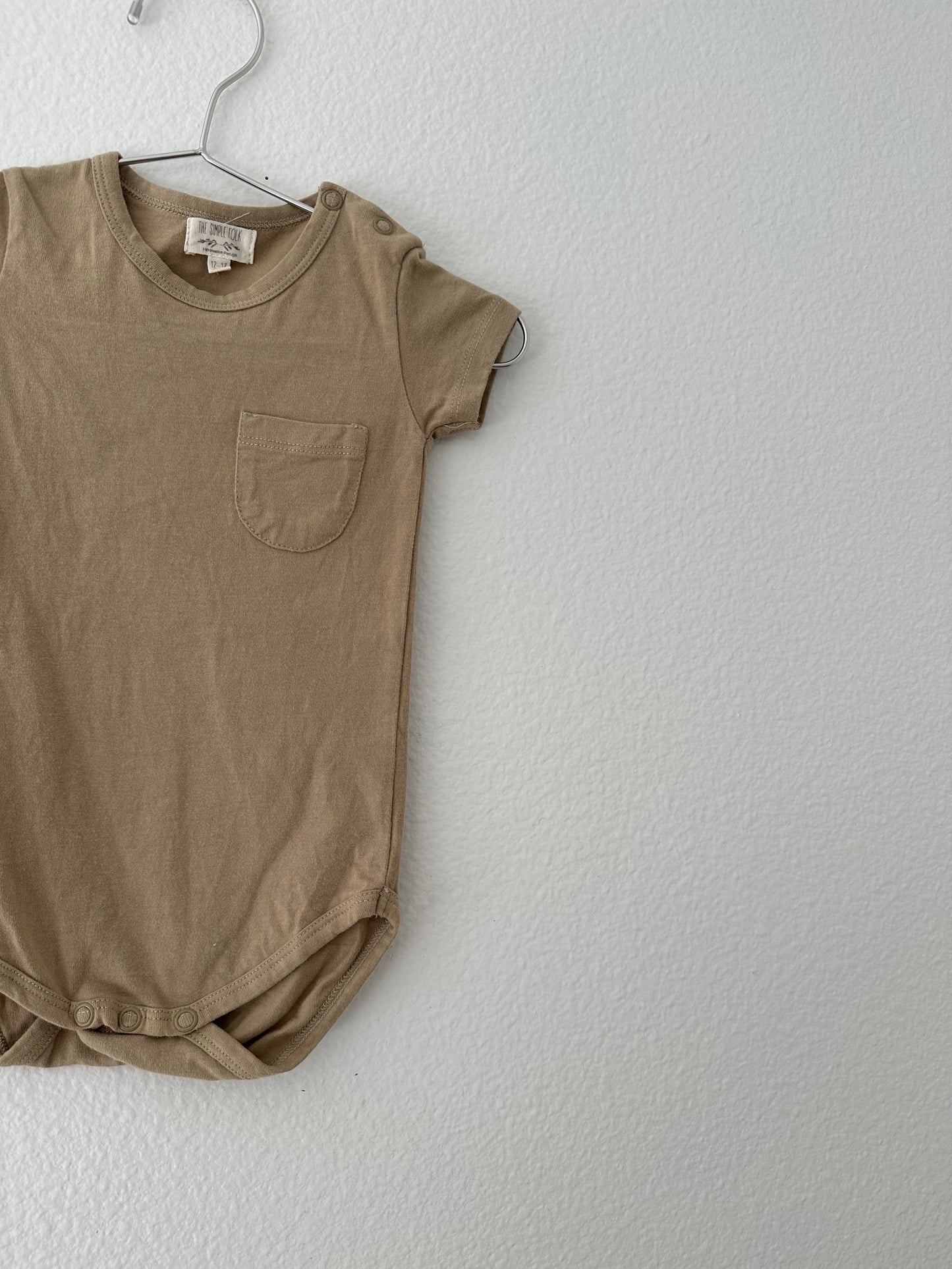The simple folk organic bodysuit (12/18)
