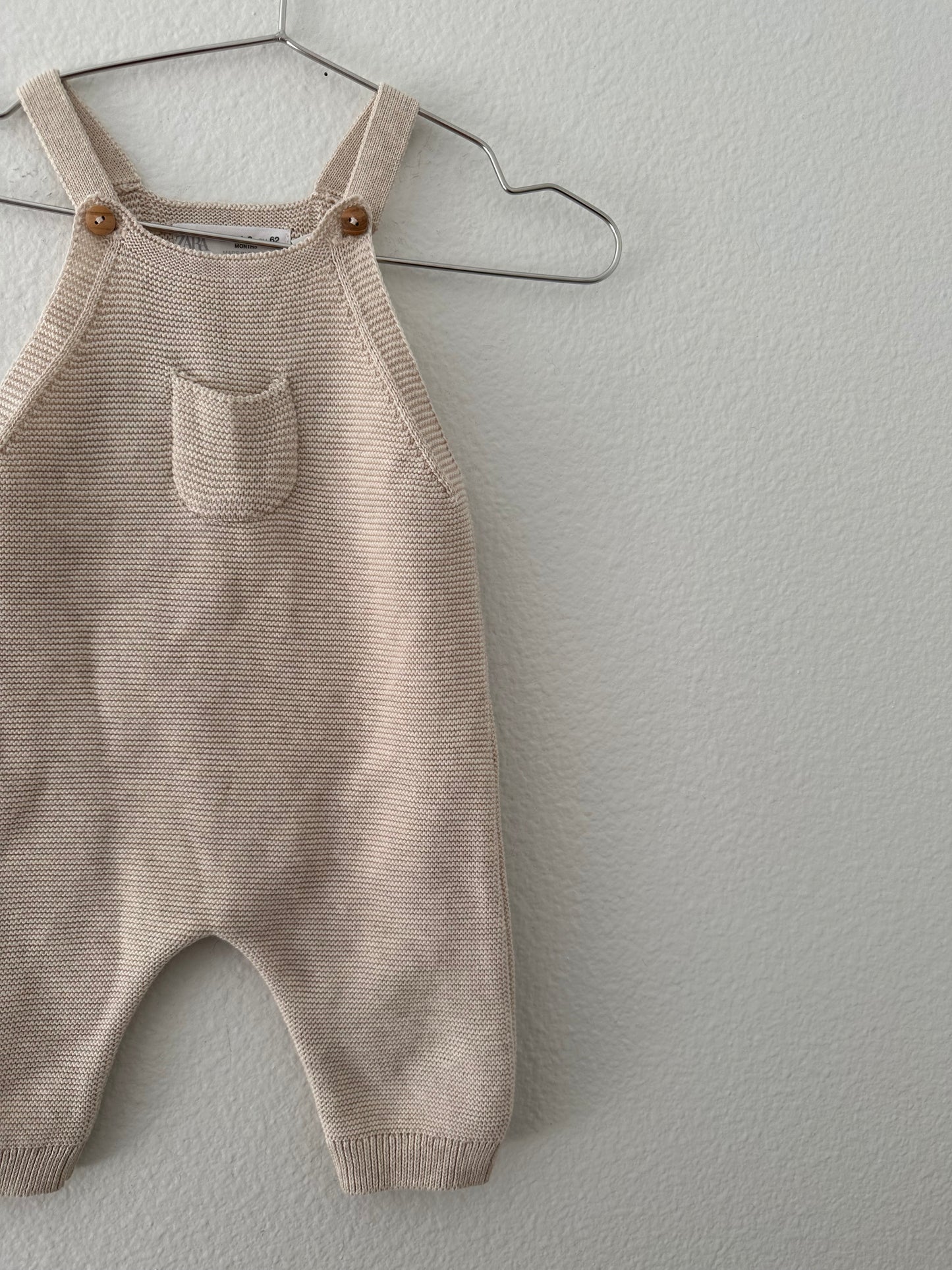 Zara knit overalls || 0/3