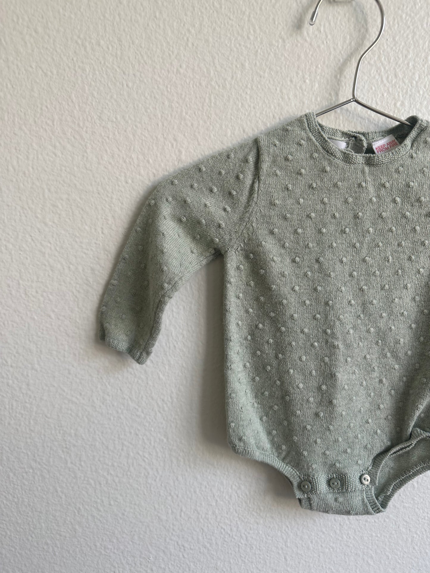 Zara textured knit bodysuit (3/6)