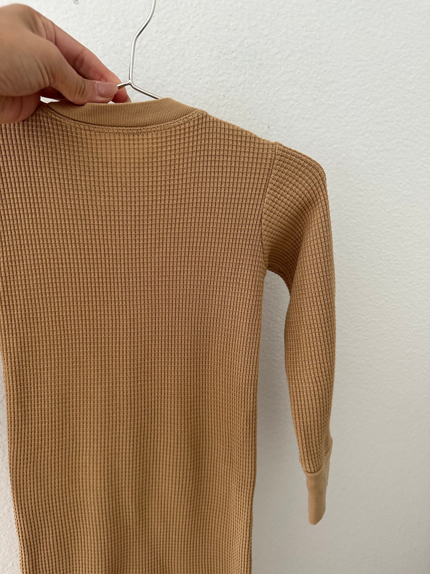 Noble organic waffle one piece sleeper in toast (2T)