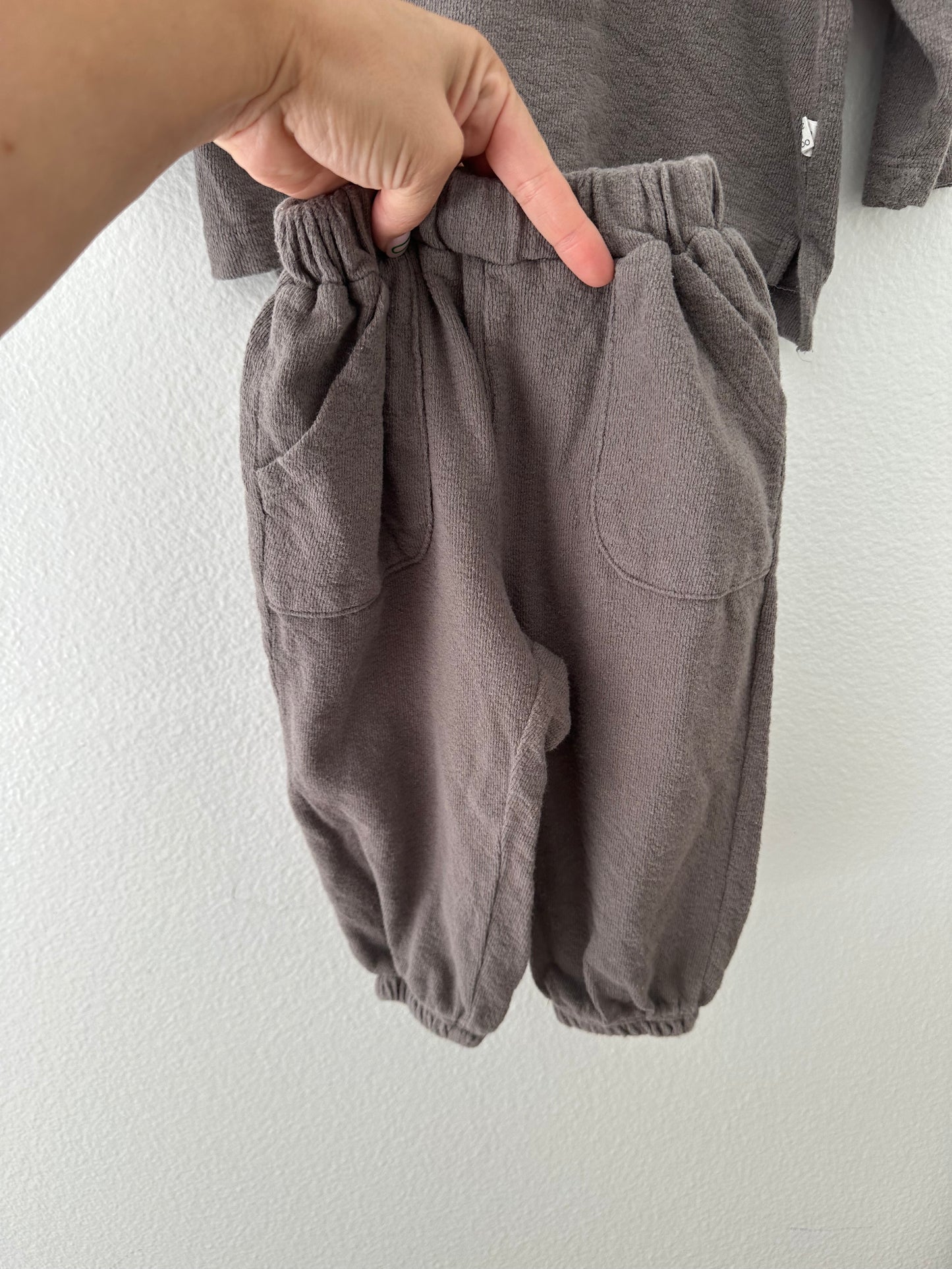 Peekaboo (Korean) 100% cotton set in charcoal|| 12M
