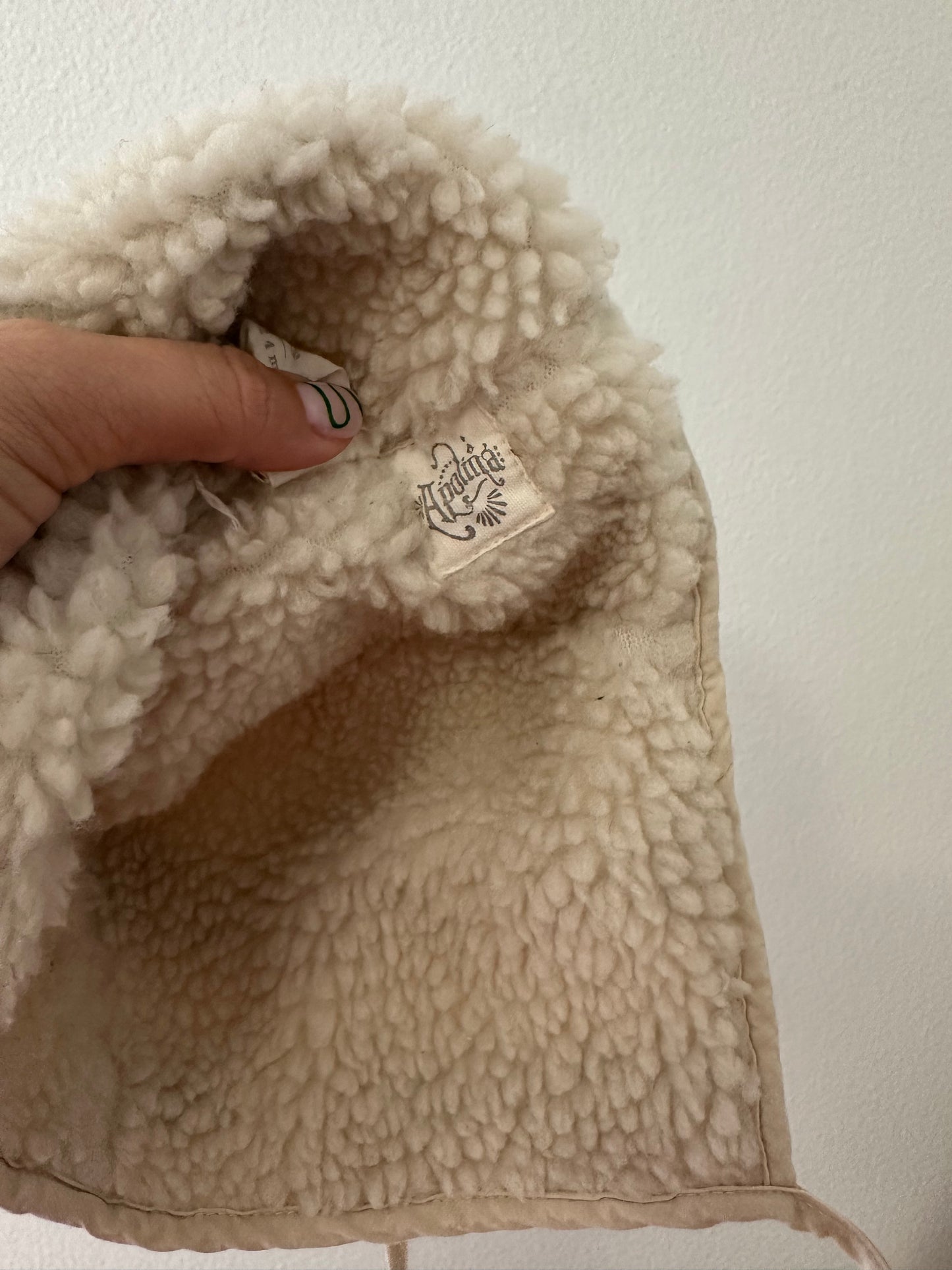 Apolina embroidered Sherpa lined bonnet|| 18/24