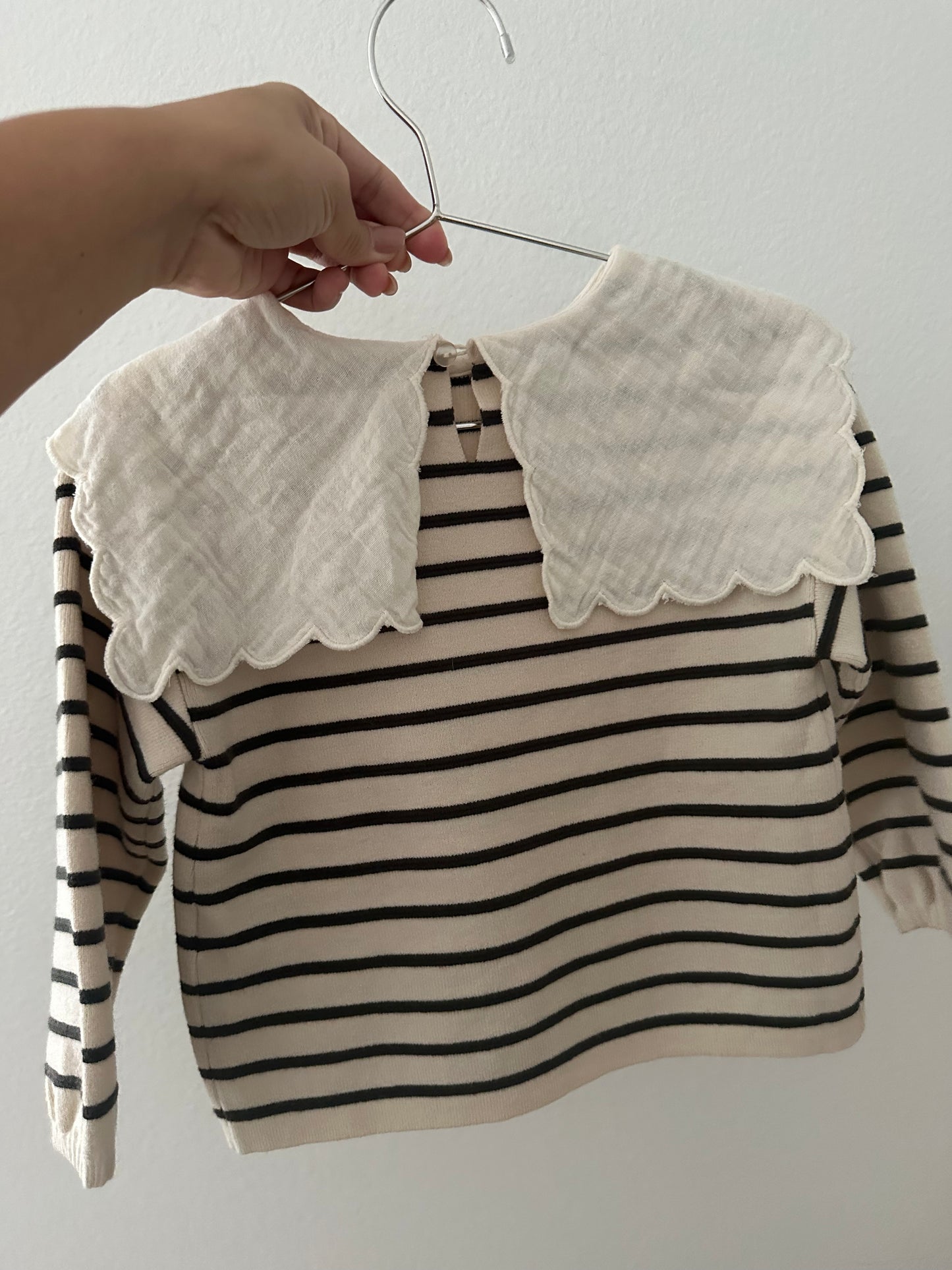 Zara bib collar knit sweater (2/3)