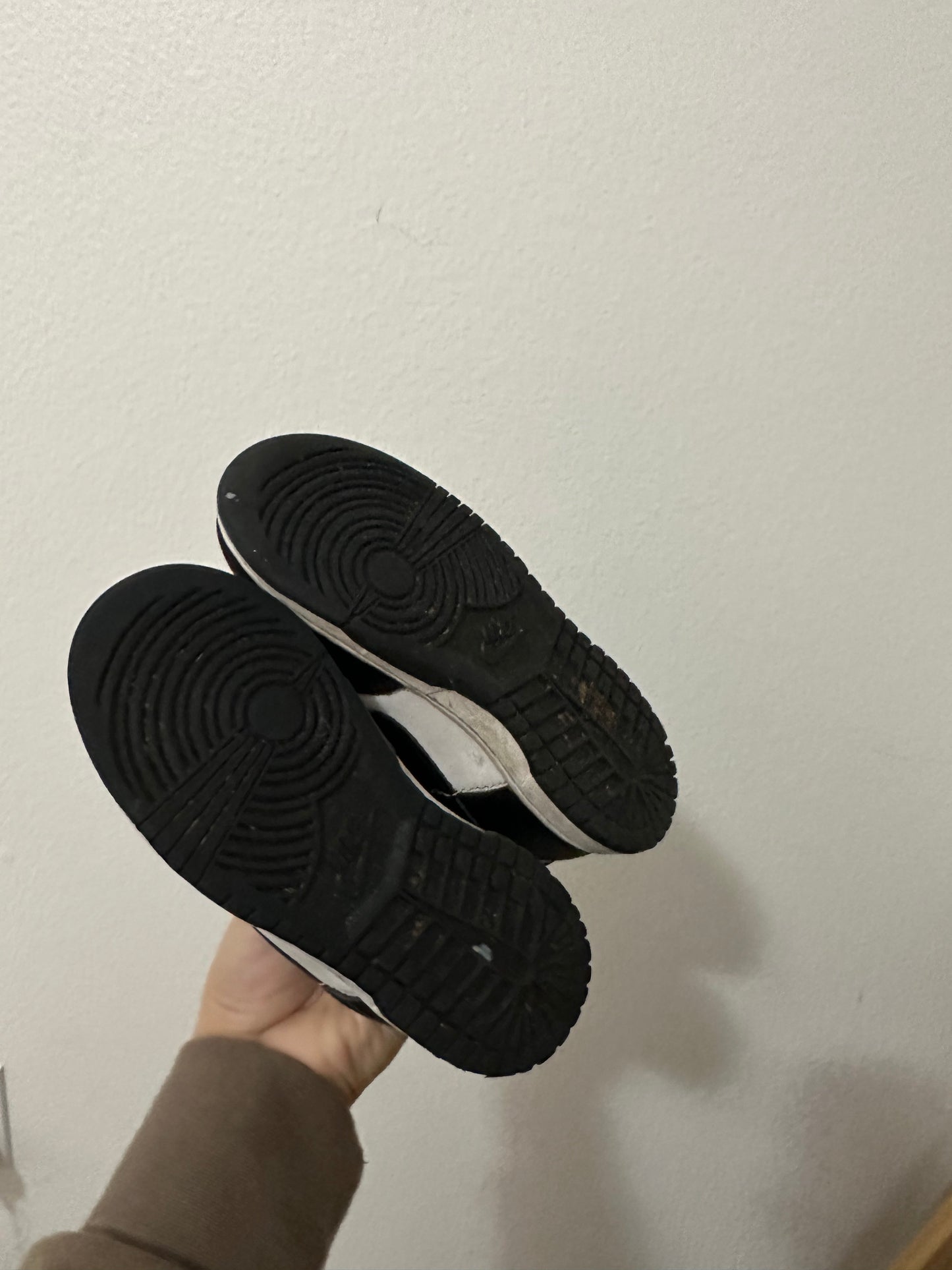 Nike panda dunks (size 10)