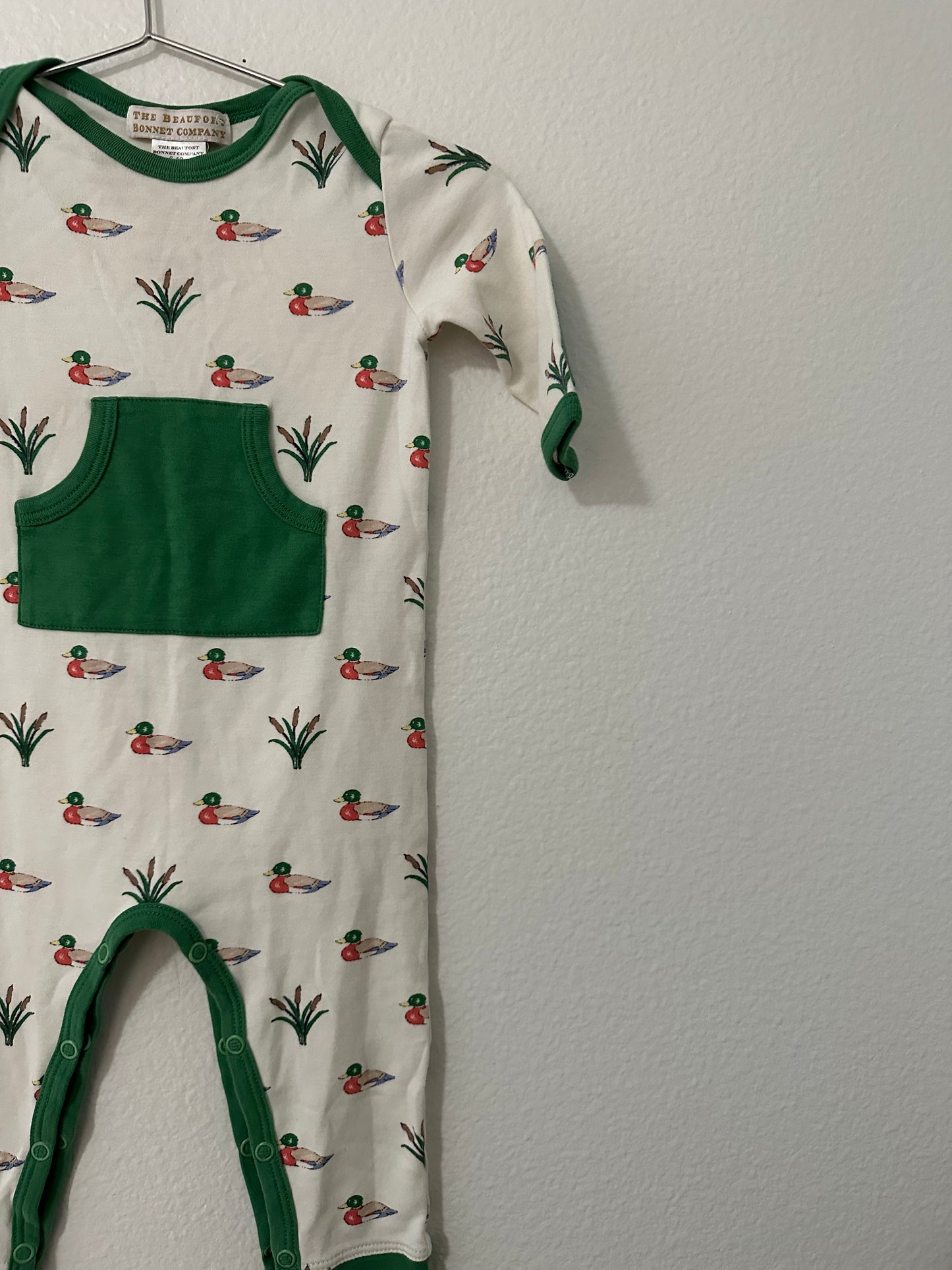 The beaufort bonnet company pima organic ducks romper (6/12)