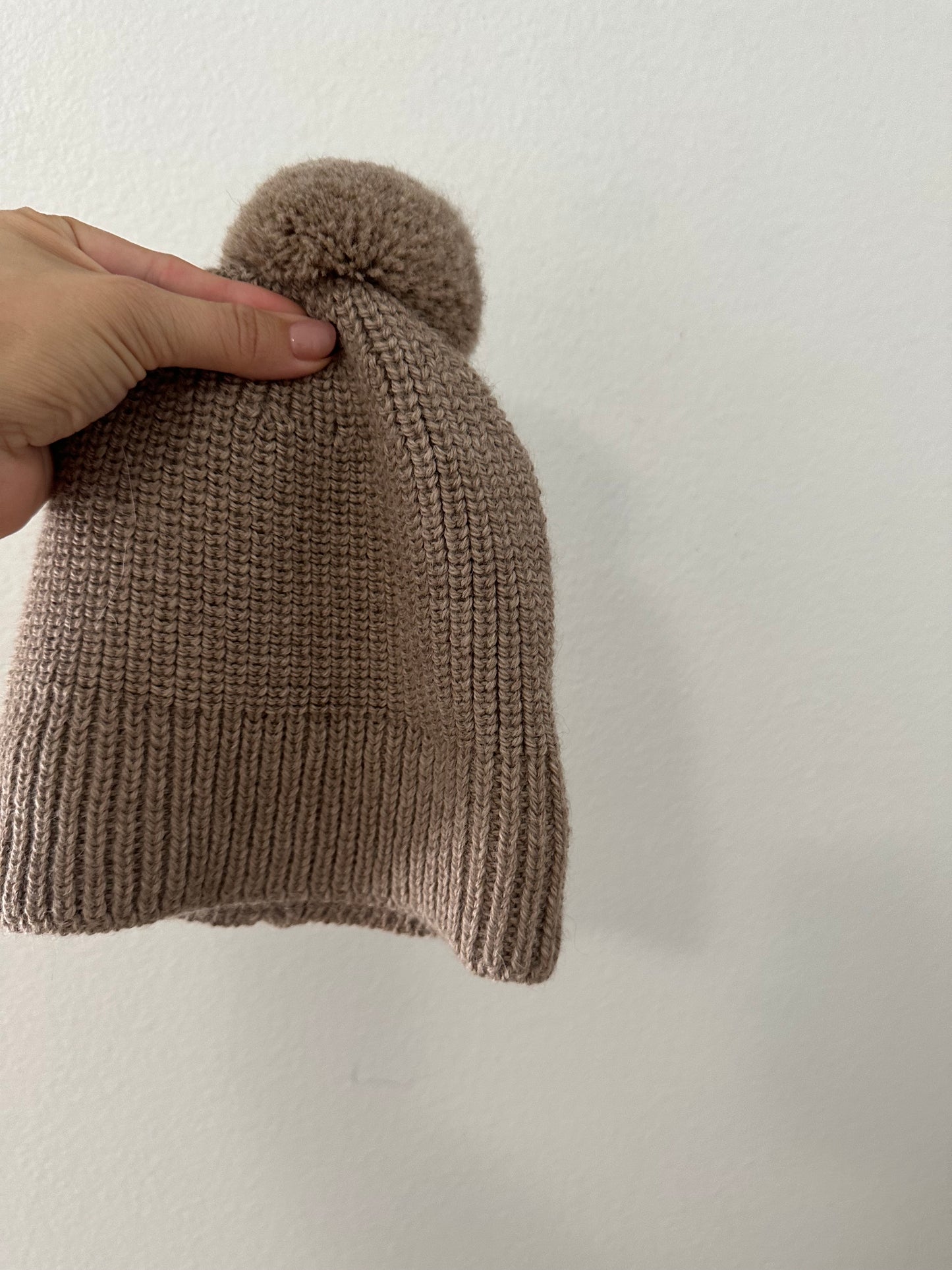 Briar alpaca wool knit Beanie in sandbar || 12/3T