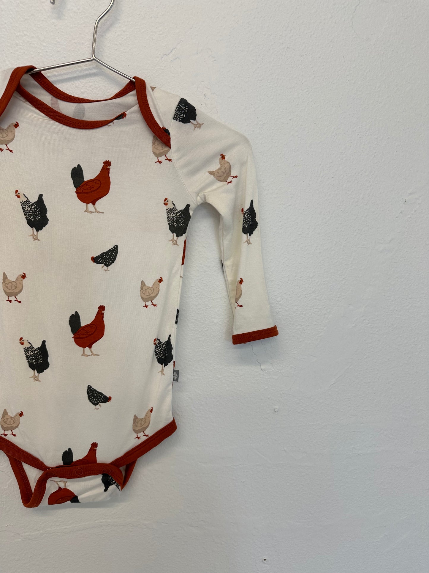Kyte chicken print onesie || 6/12