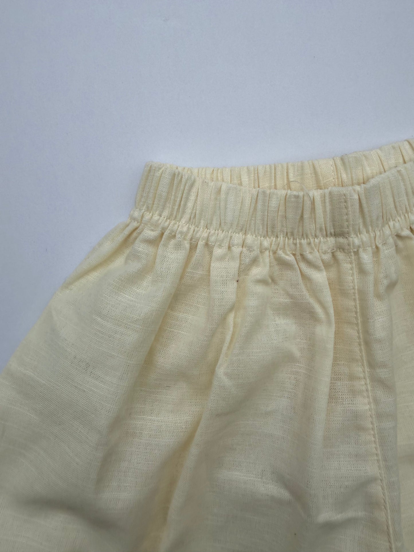 Fostered || tapered white linen pant || size 3