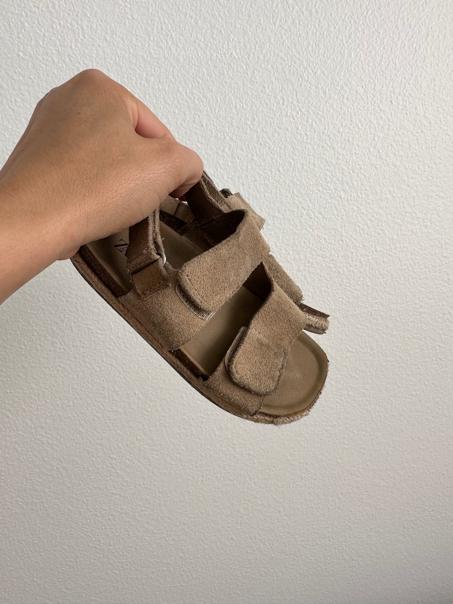 Zara leather sandals (8.5)