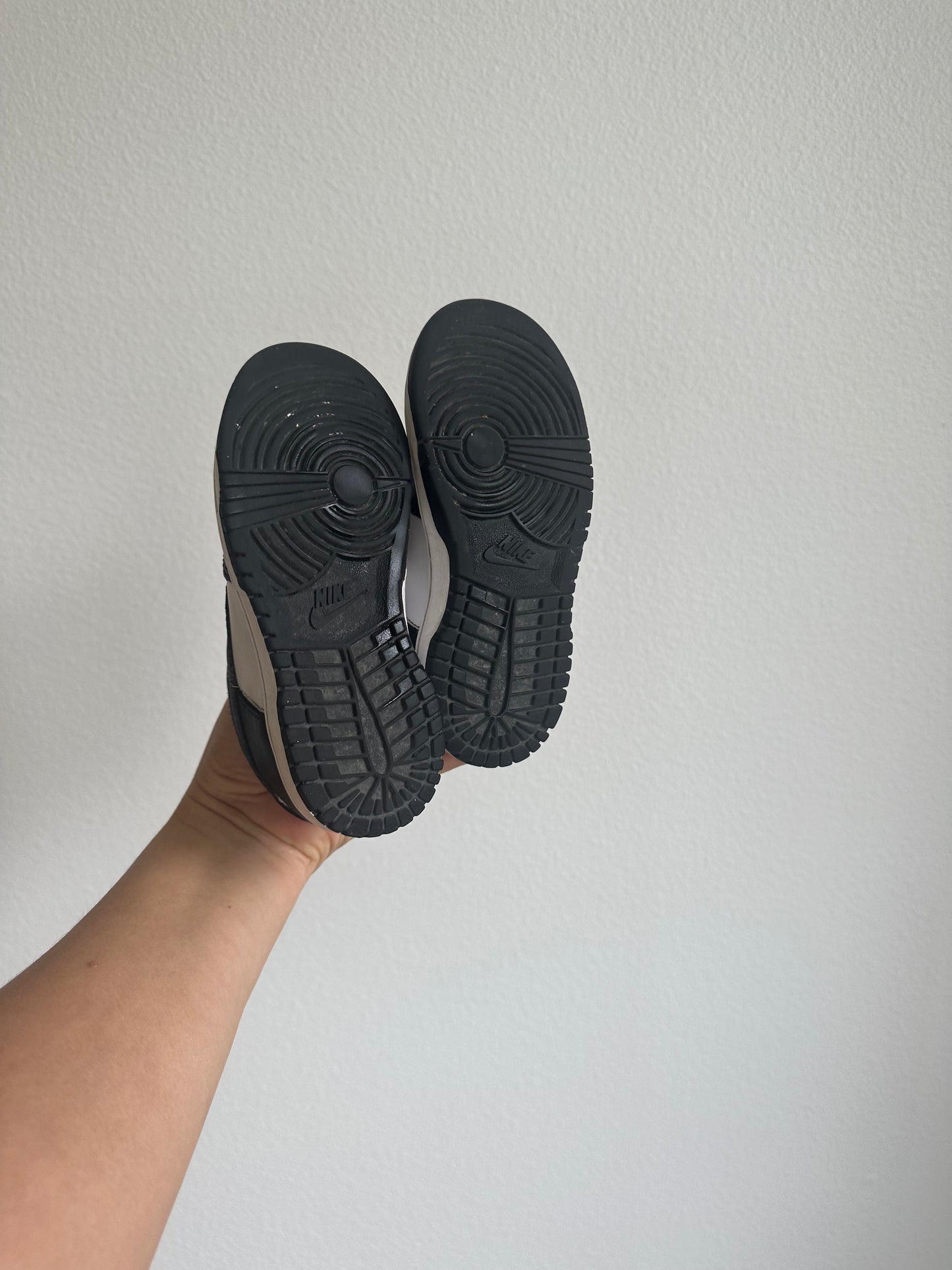 Nike Dunk low Panda 9