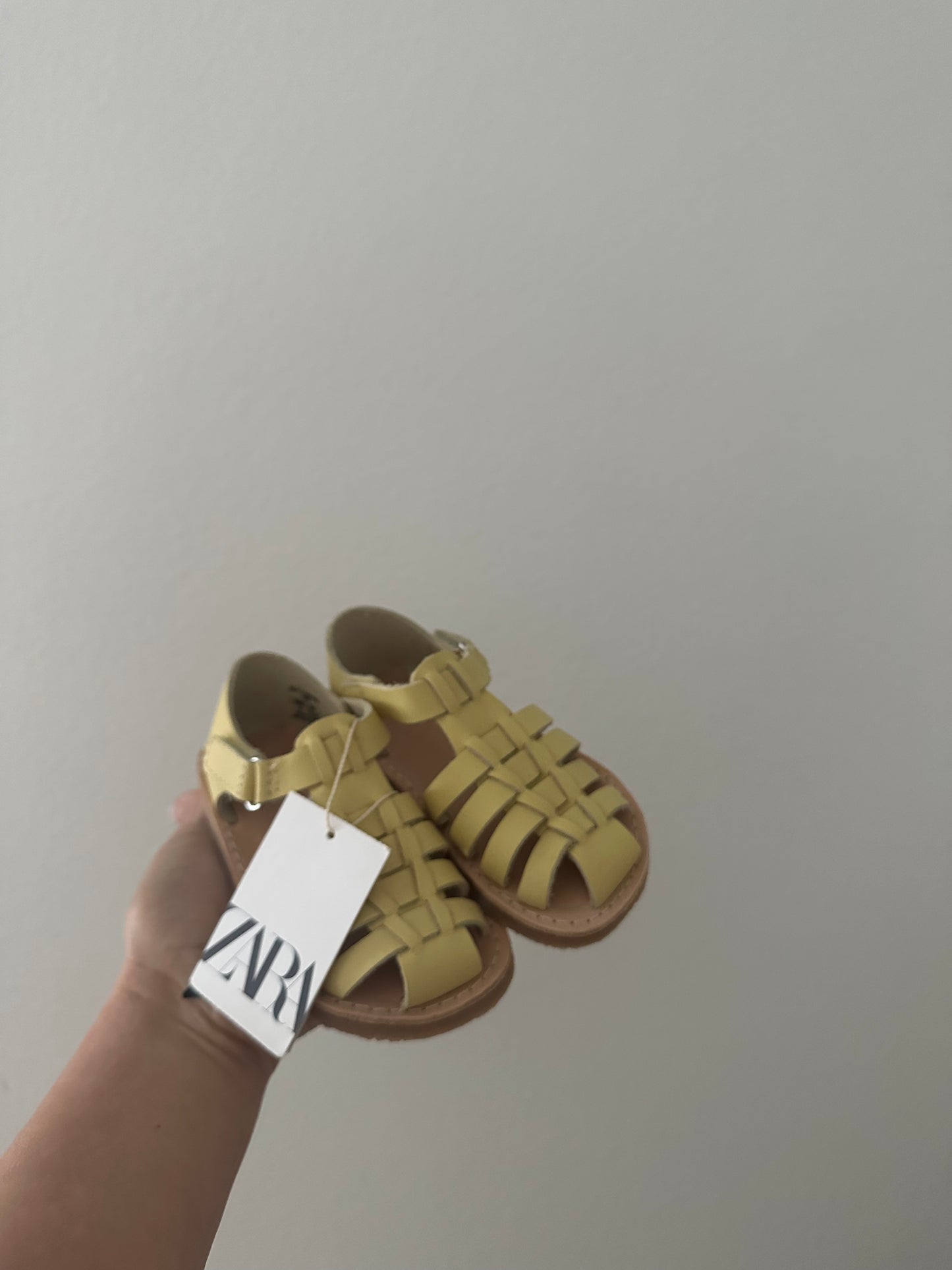 Zara leather fisherman sandals (size 6)