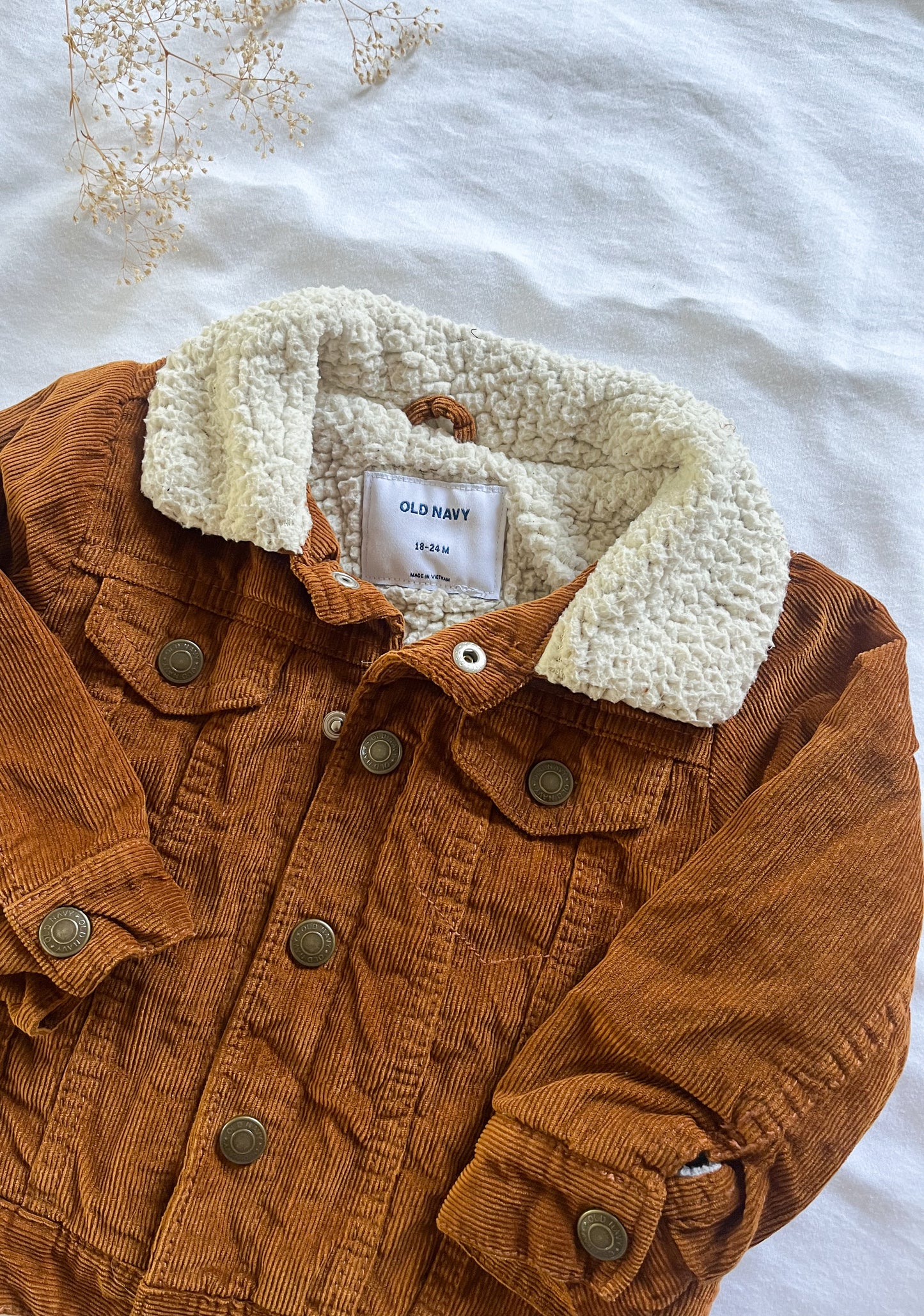 Old navy corduroy jacket (18/24)