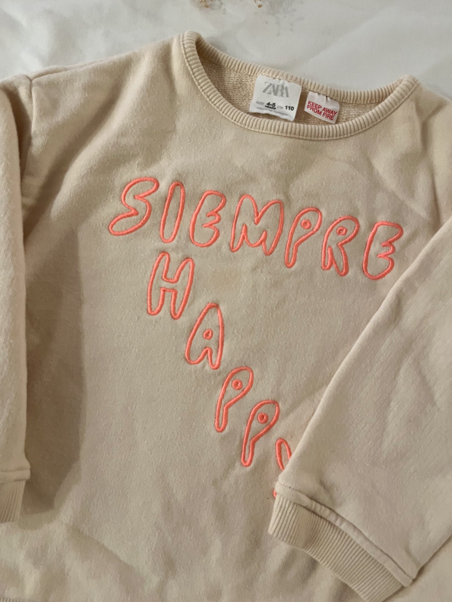 Zara sweatshirt (4/5)