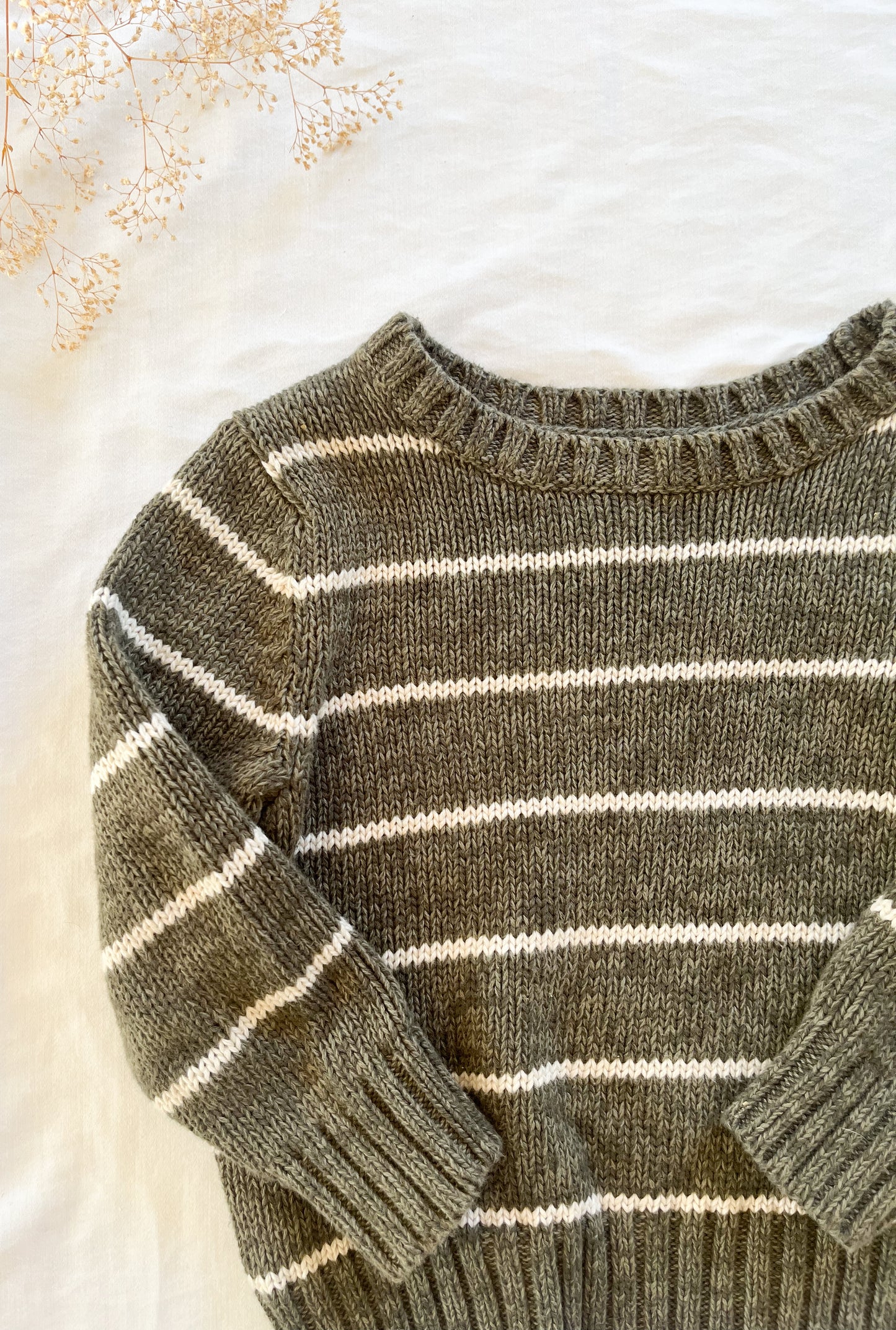 Old navy knitted olive green sweater (18/24)