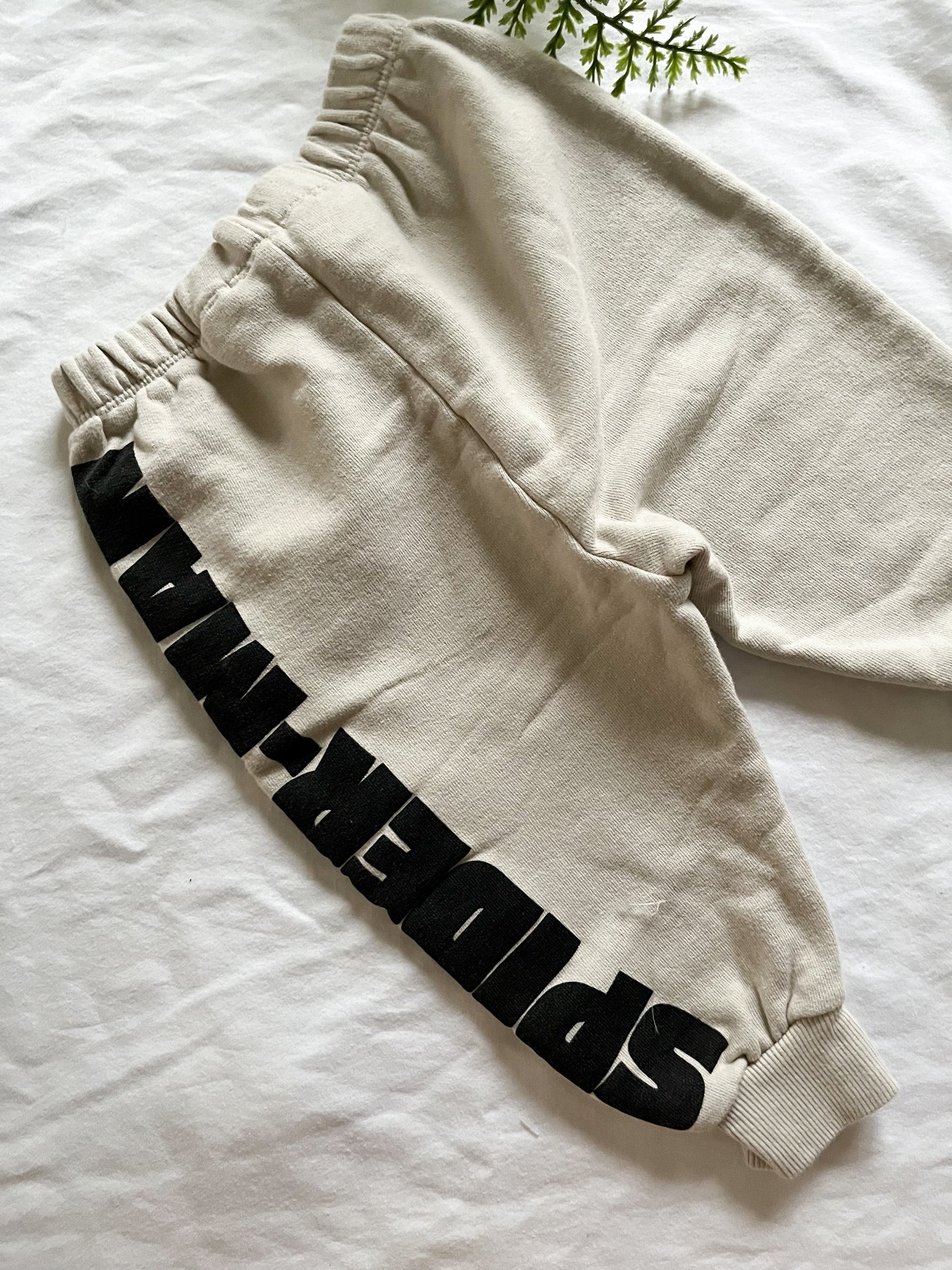 Zara Marvel sweats (12/18)
