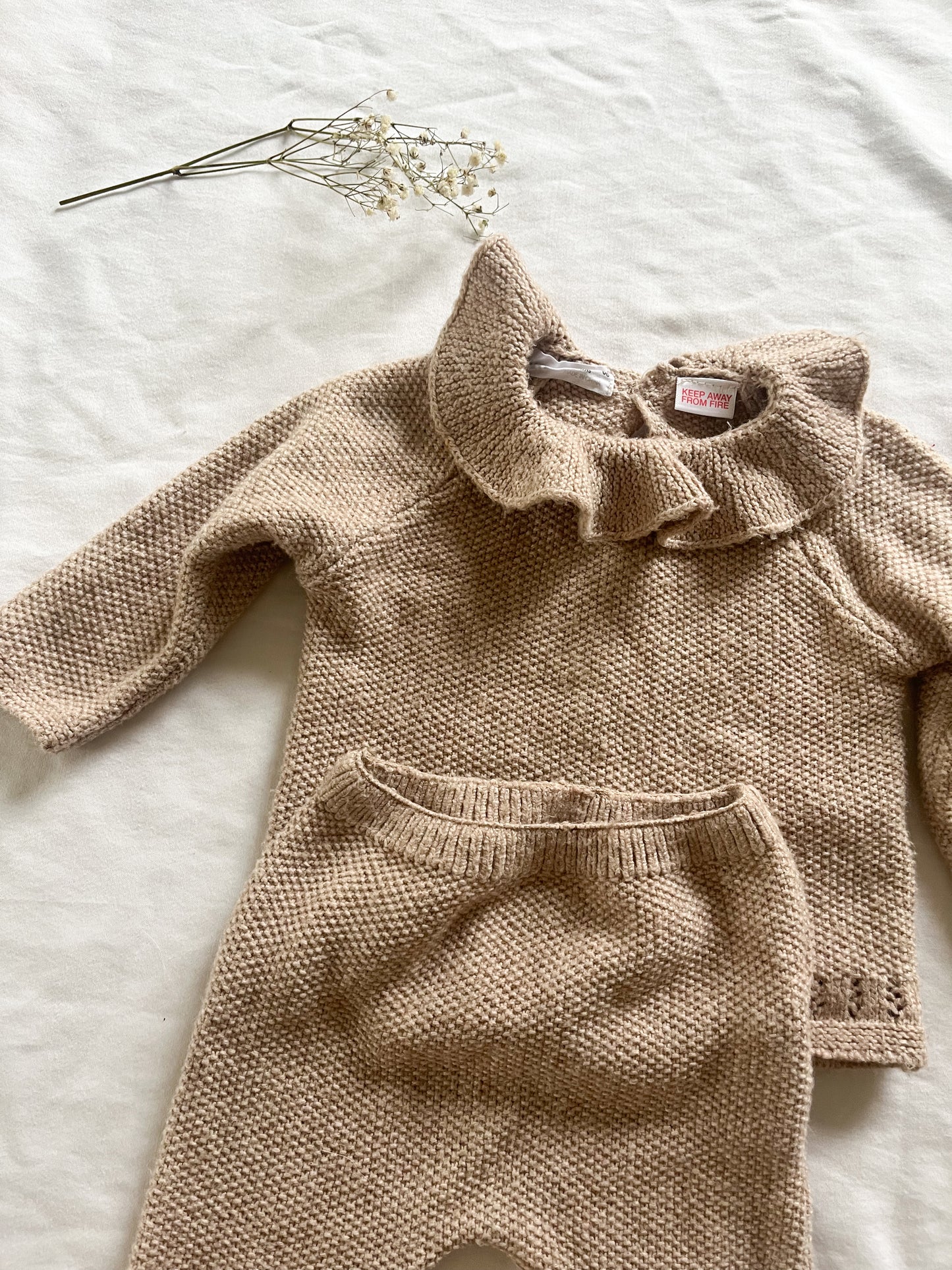 Zara knit ruffle sweater + pants matching set (3/6)