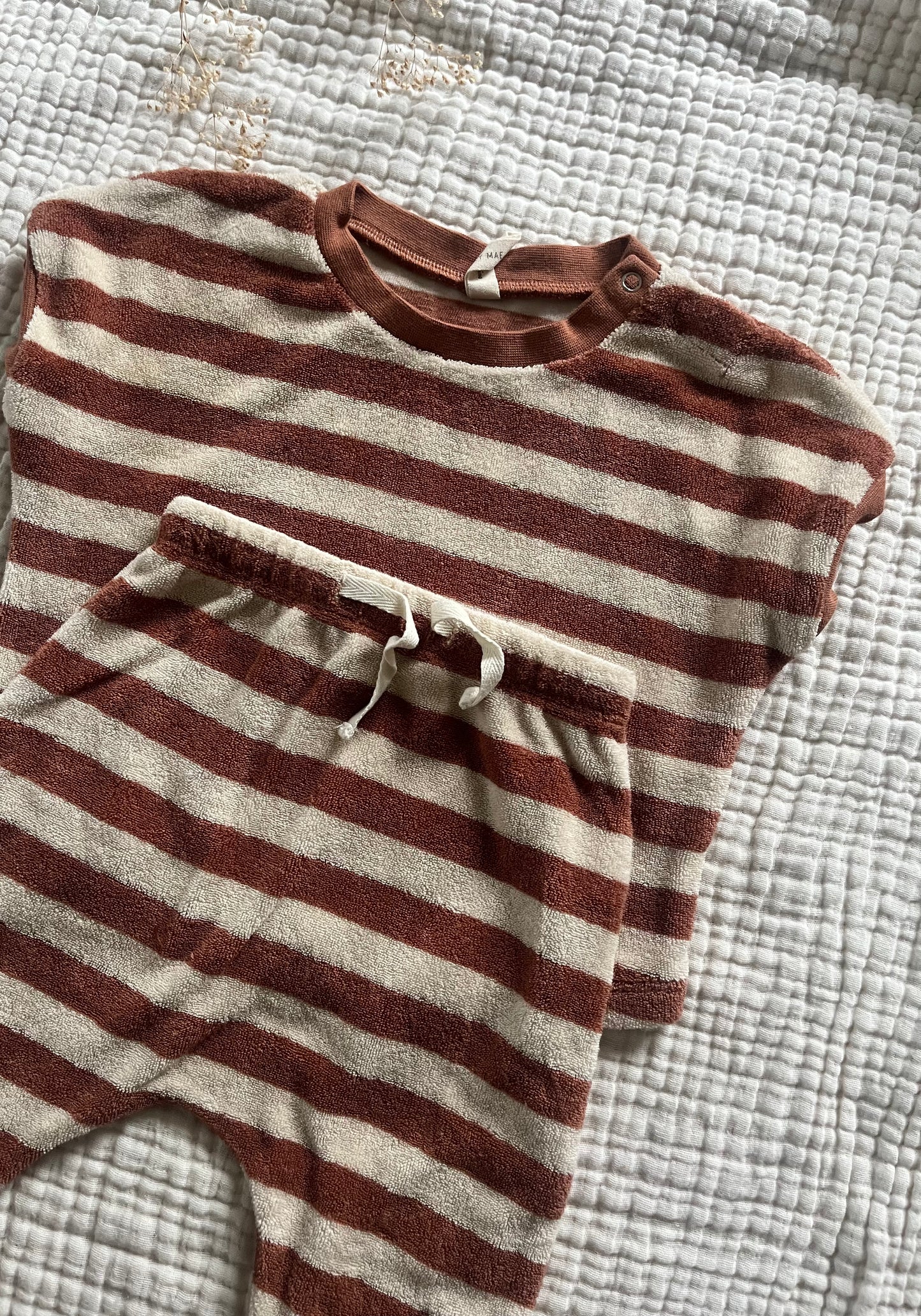 Quincy Mae Terry cloth striped set (3/6)