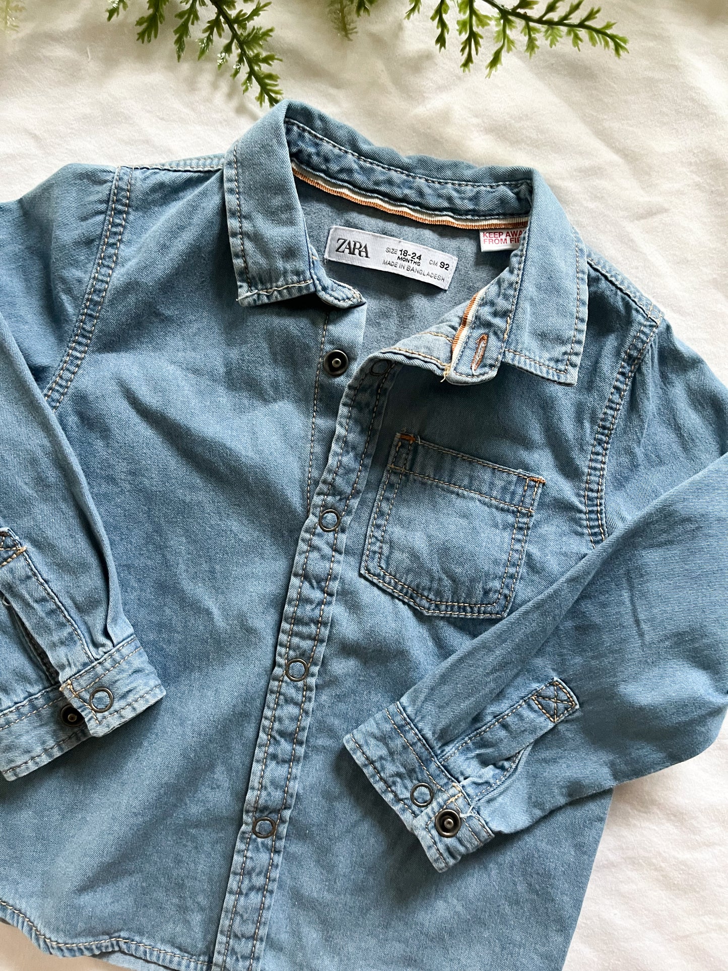 Zara denim button up (18/24)