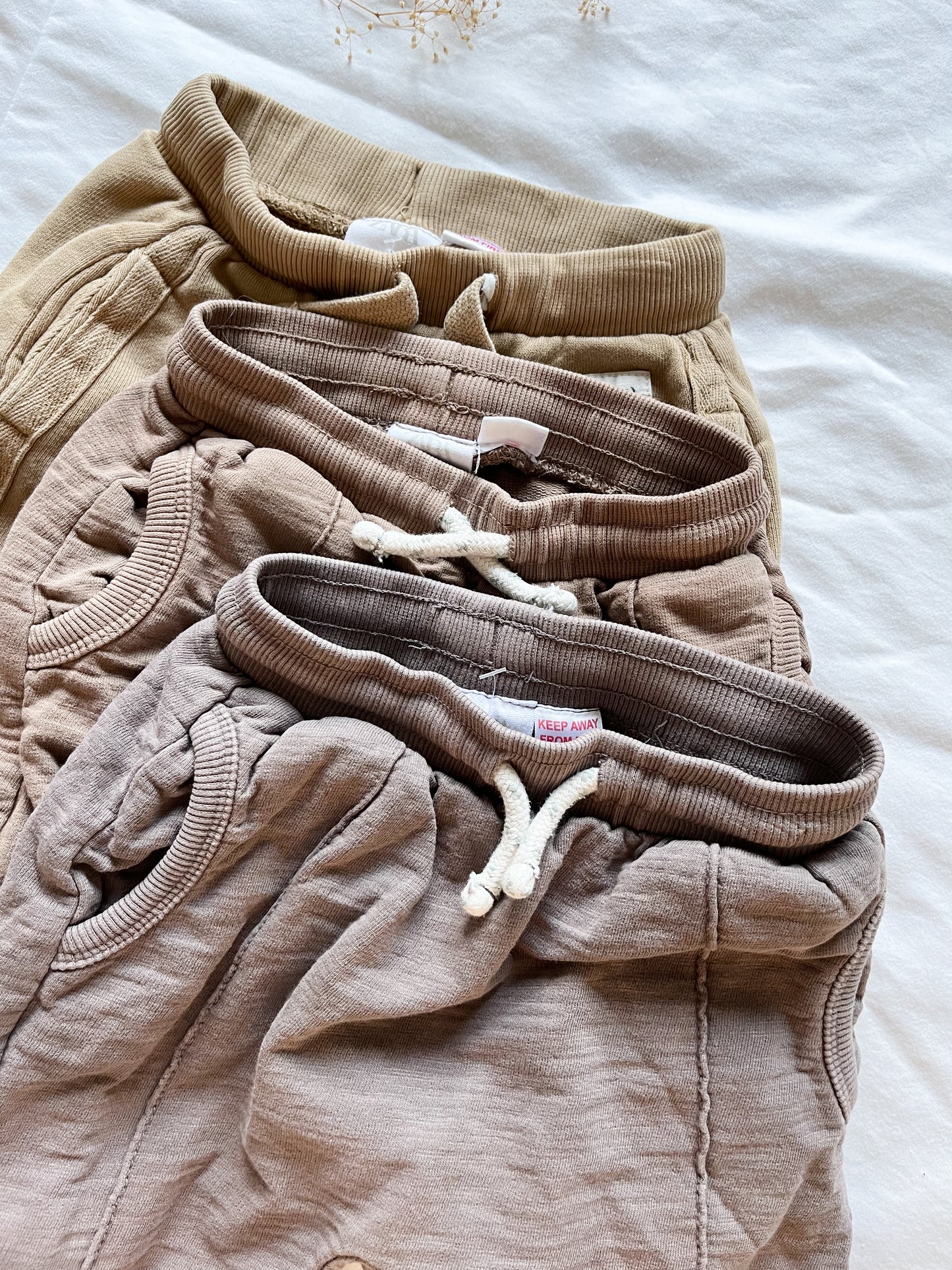 Zara neutral set of 3 joggers (9/12)