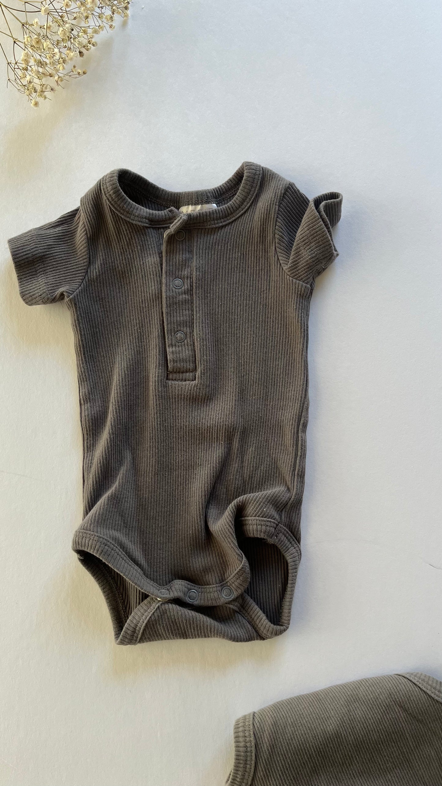 Two Mebie baby ribbed bodysuits (0/3)