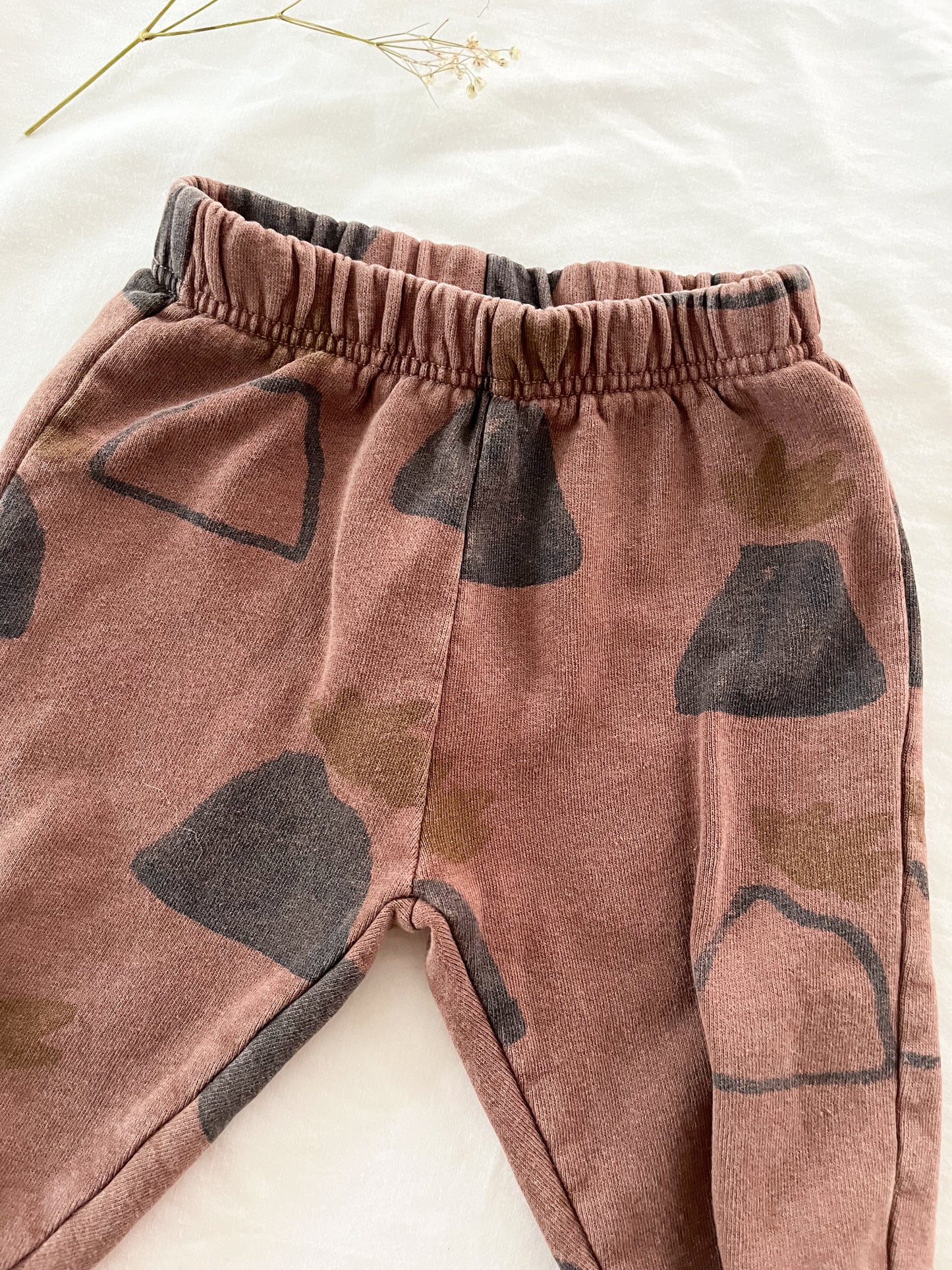 Zara volcano sweat pants (12/18)