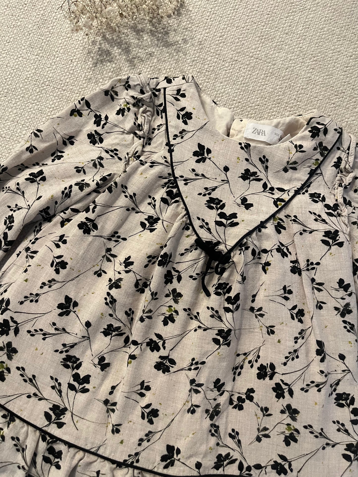 Zara cream floral dress (2/3)