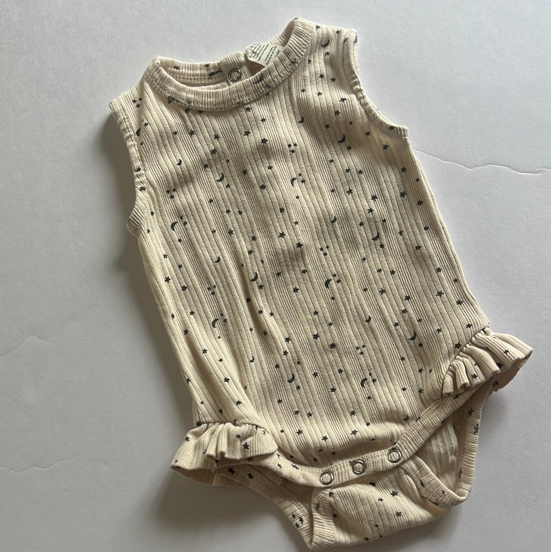 Kate Quinn sleeveless ruffle onesie (3/6)