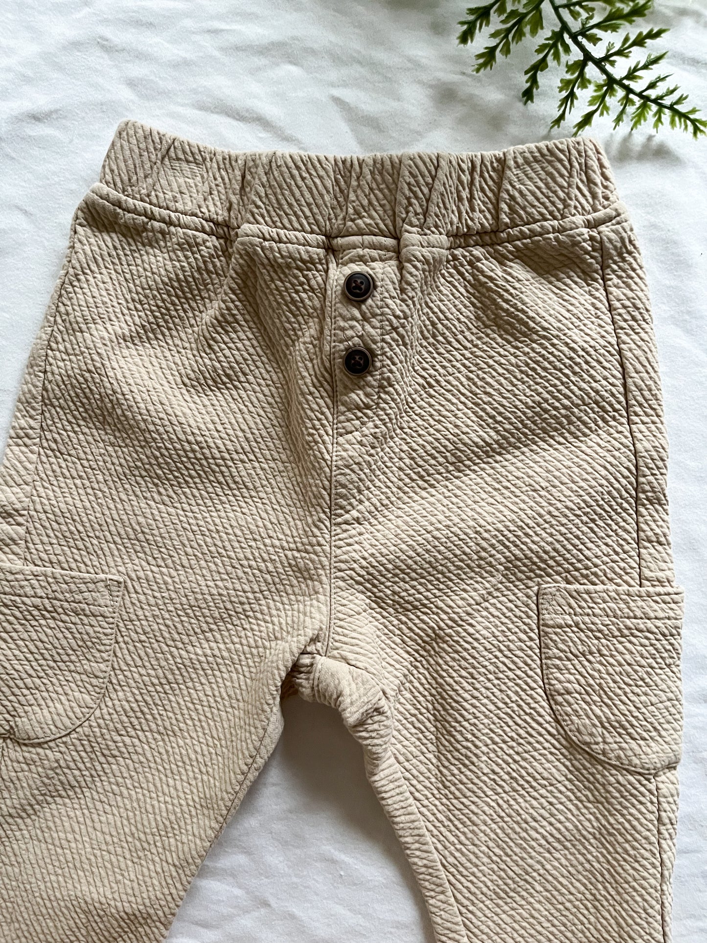 Kiabi neural textured pant (2T)