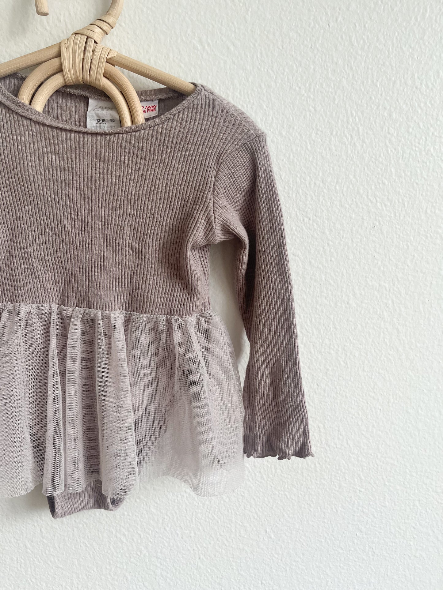 Zara ribbed onesie with tutu (12/18)