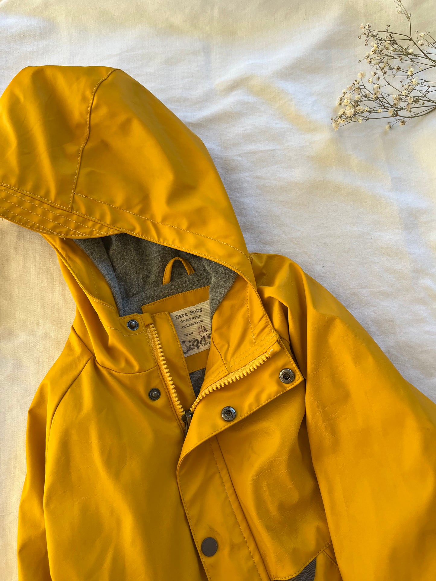 Zara yellow rain jacket (3/4T)