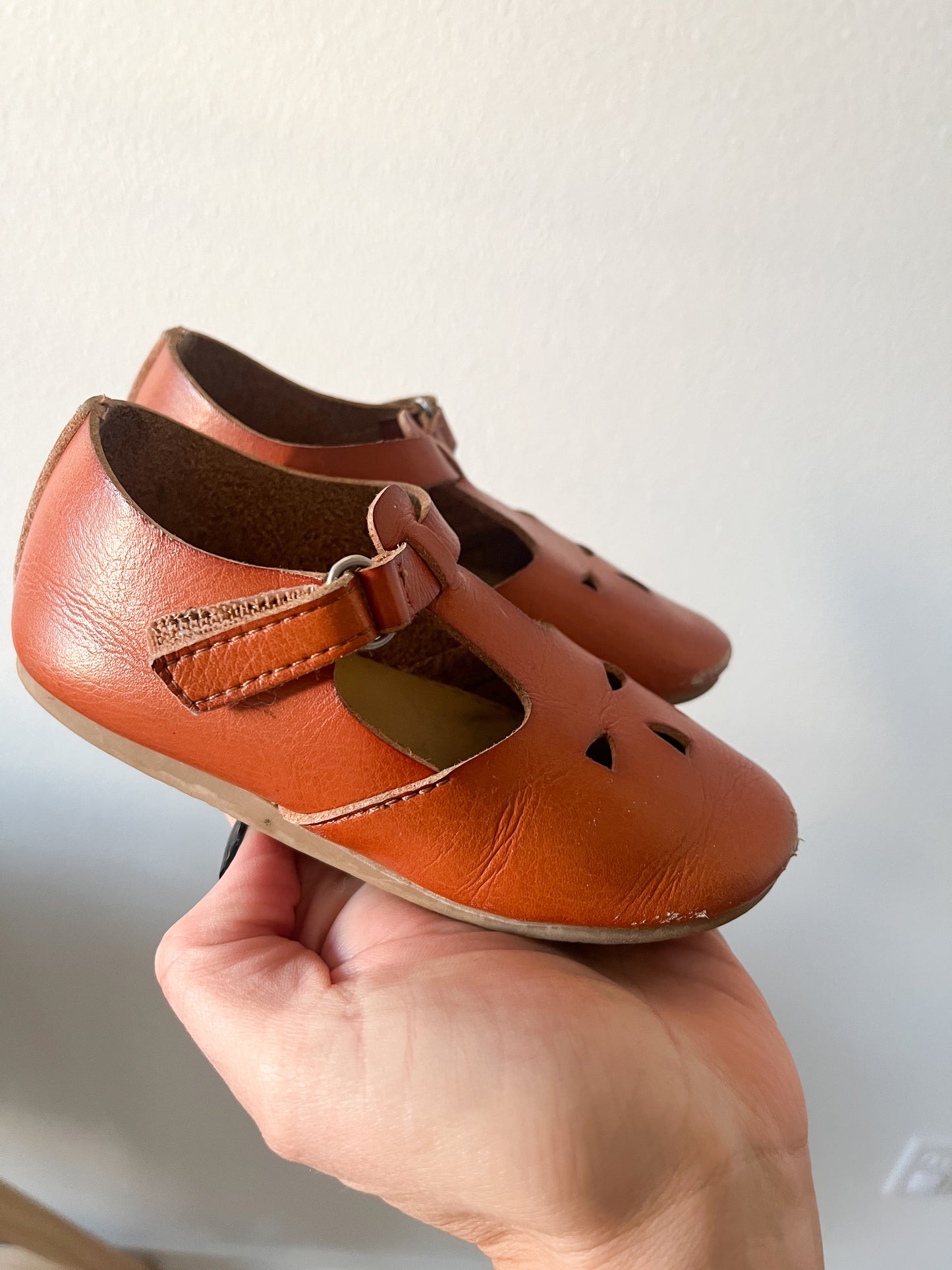 Zara Mary Janes shoes (play condition) 23 ( 7 us)