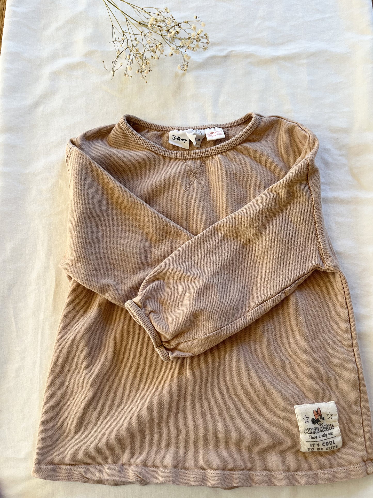 Zara neutral Minnie Mouse top (4/5T)