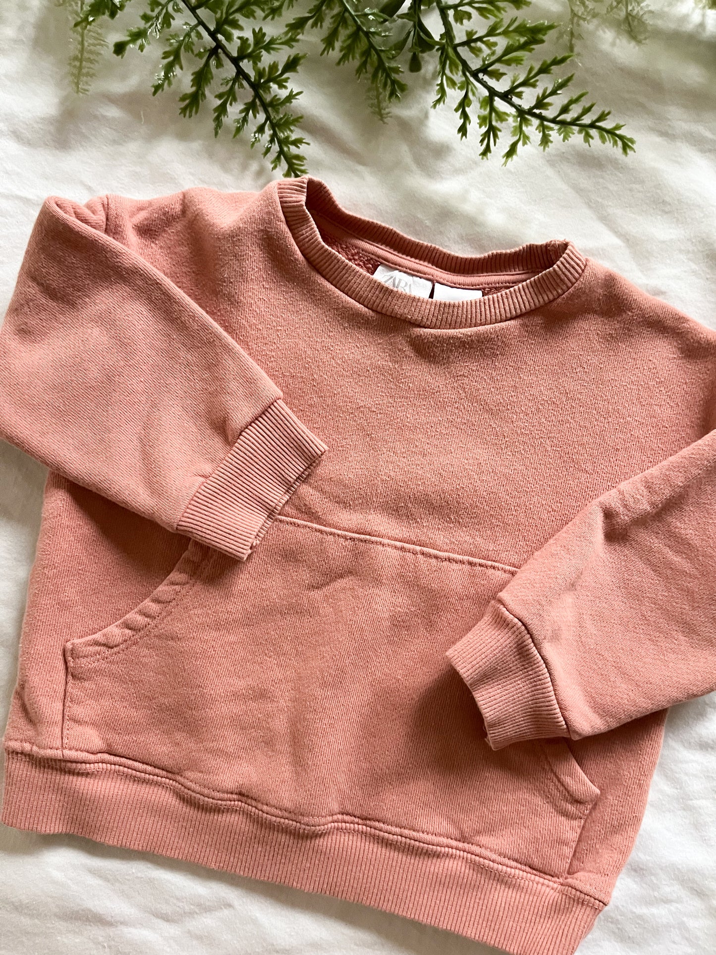 Zara pink crewneck (6/12)
