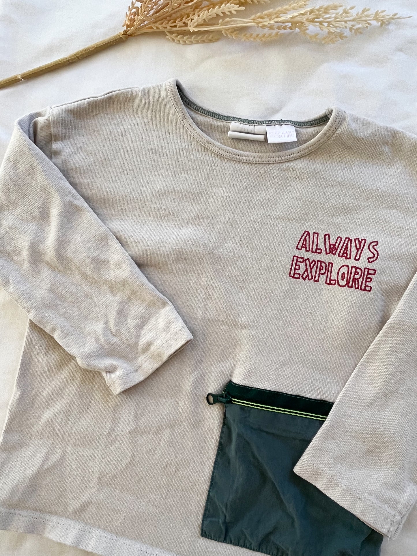 Zara long sleeve pocket shirt (2/3)