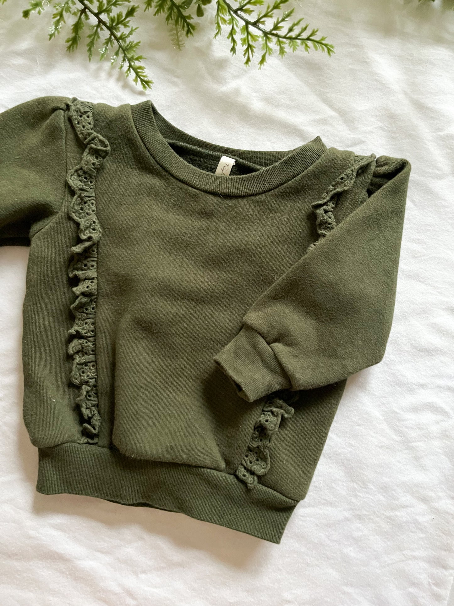 Rylee + Cru pullover (3/6)