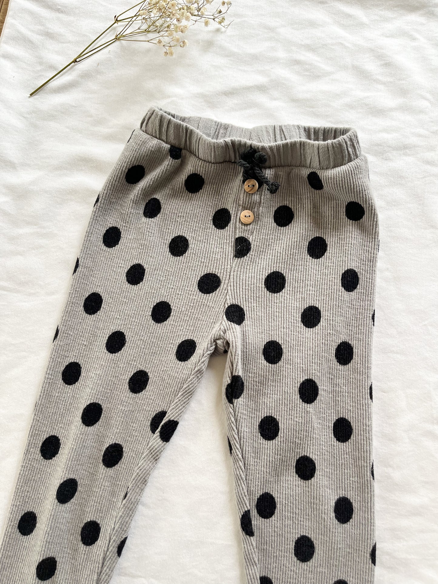 Zara ribbed leggings (3/4T)