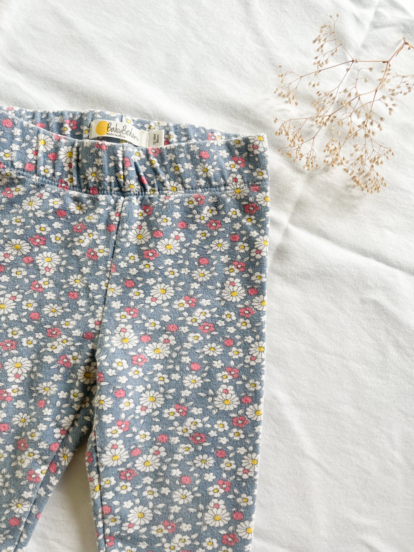 Baby Boden floral leggings