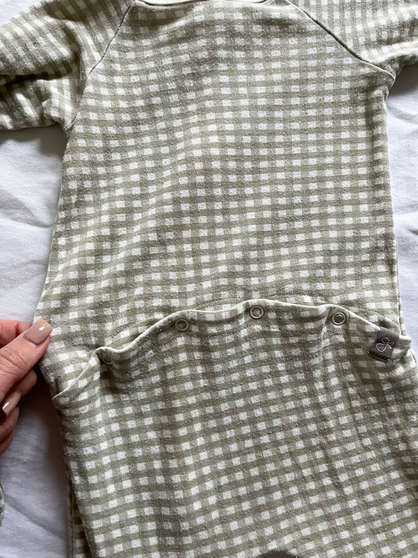 Goumi gingham footies with bib (12/18)