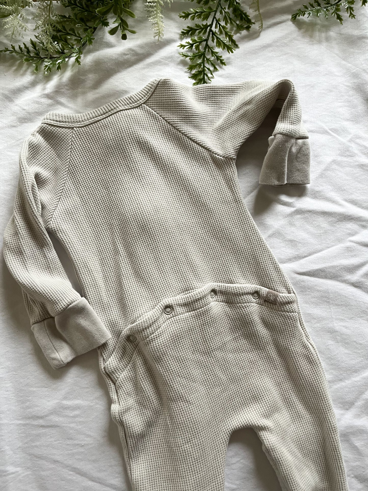 Goumi thermal footies in stone (12/18)