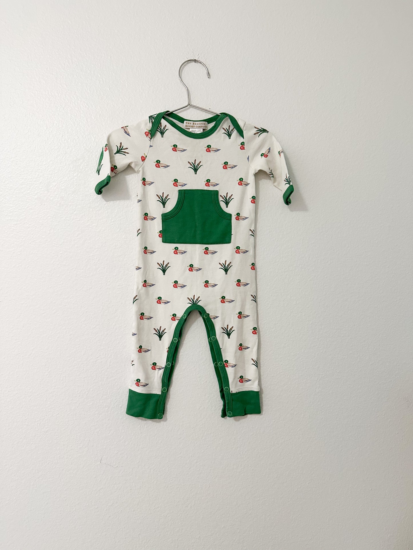 The beaufort bonnet company pima organic ducks romper (6/12)