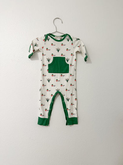 The beaufort bonnet company pima organic ducks romper (6/12)