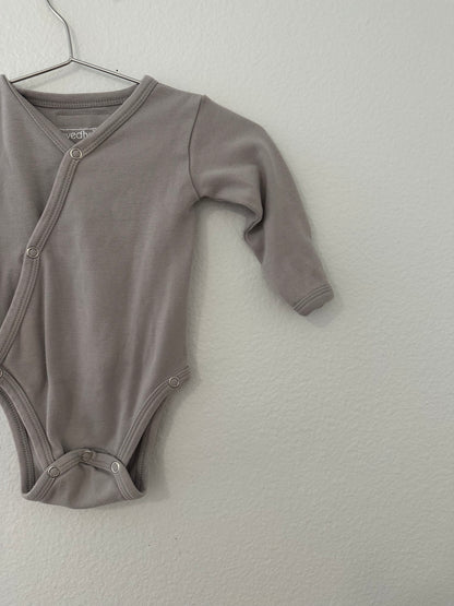 Lovedbaby bodysuit 3/6