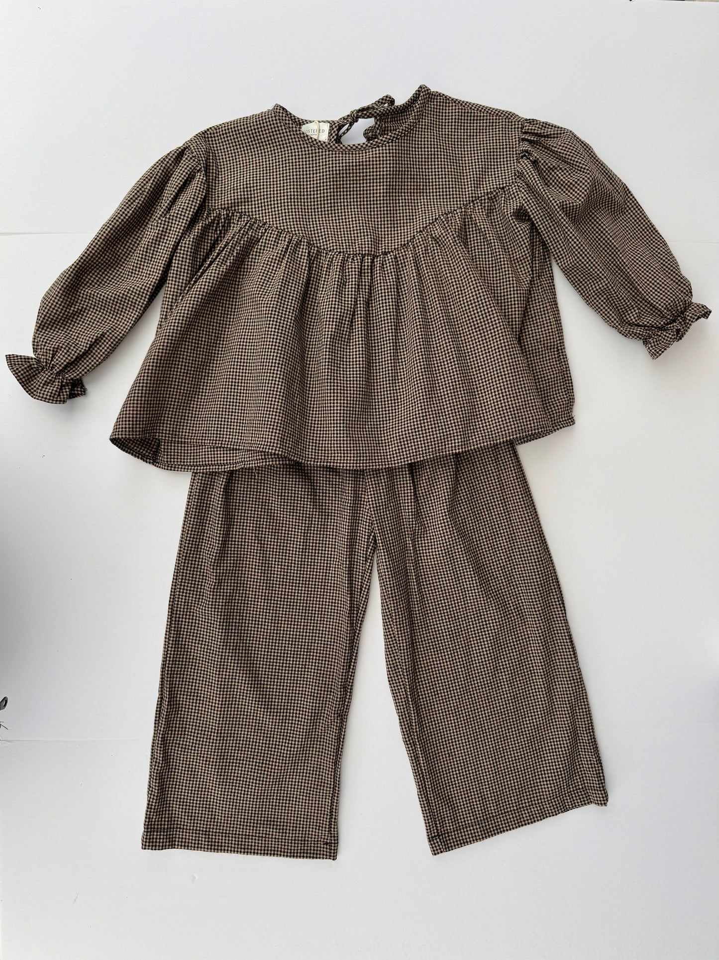Fostered || Willow set || size 6