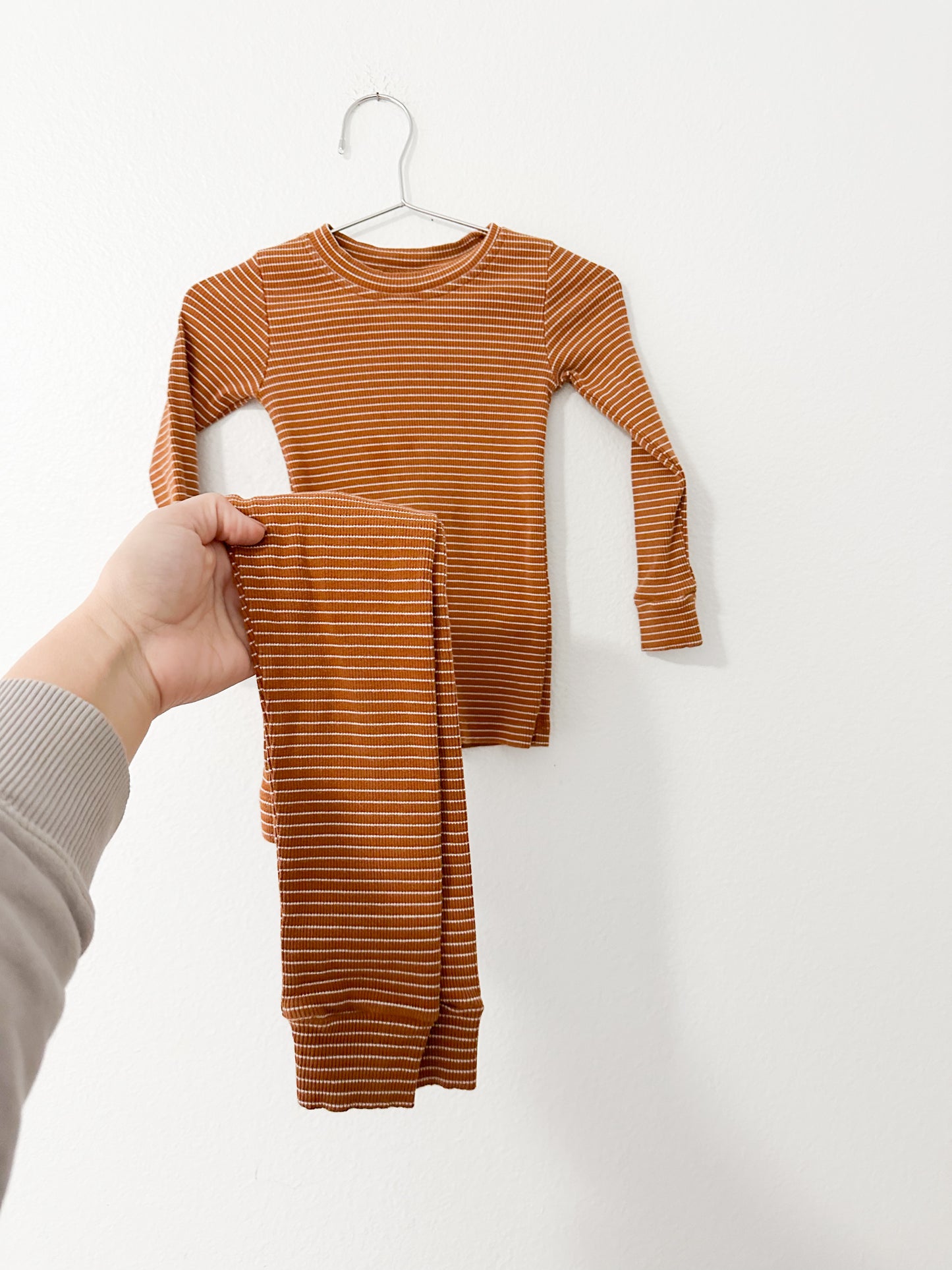 Mebie baby striped set (2T)