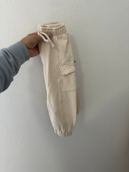 Zara white cargo pants || 2/3