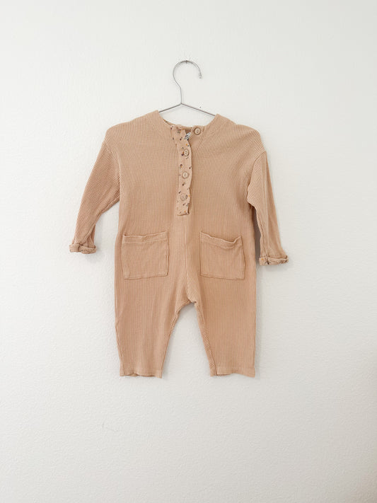 Zara waffle jumpsuit || 6/9
